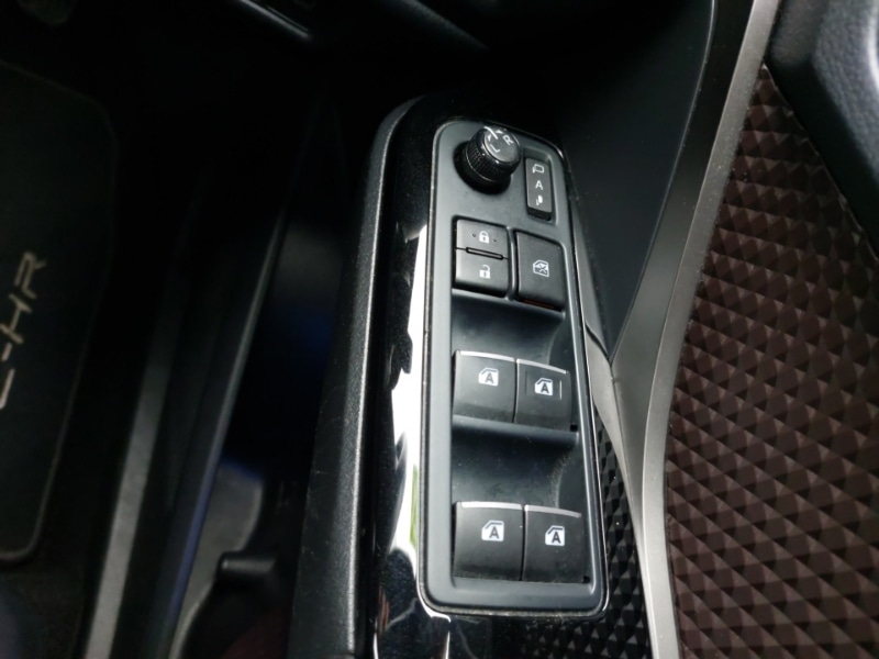 Used Toyota C-HR 2019 for sale - 77049415: Photo 17