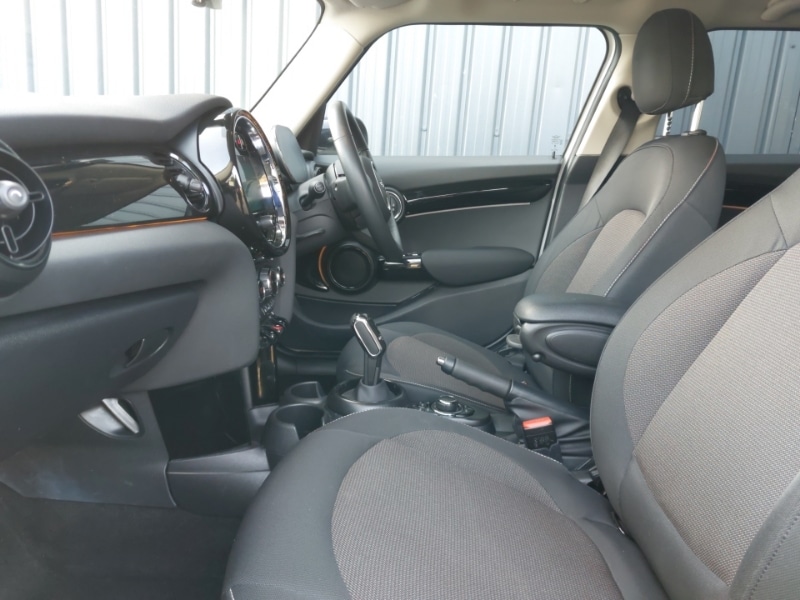 Used MINI Hatch 2023 for sale - 77694976: Photo 5