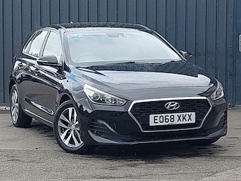 Used Hyundai i30 2018 for sale - 79011186: Photo