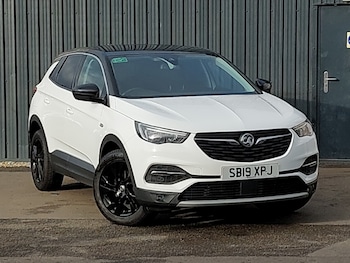 Vauxhall - Grandland X