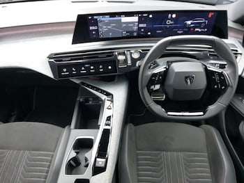 Used Peugeot 3008 2024 for sale - 76054367: Photo