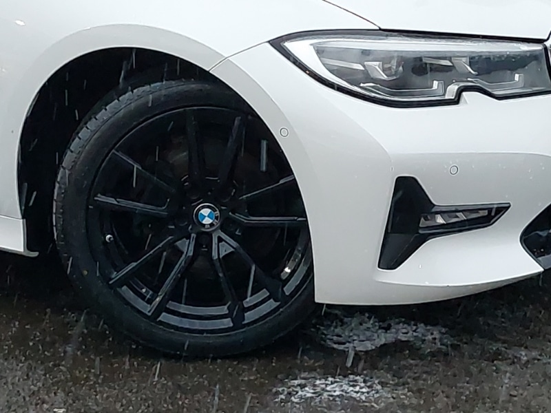 Used BMW 3 Series 2020 for sale - 77142076: Photo 9