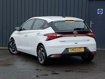 Used Hyundai i20 2021 for sale - 77596182: Photo