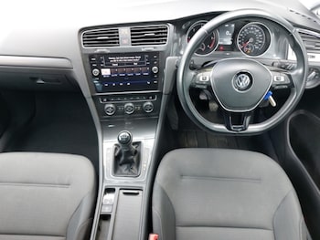 Used Volkswagen Golf 2020 for sale - 78527241: Photo