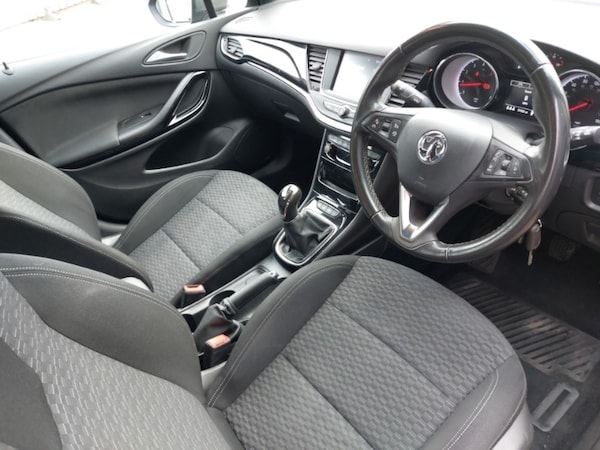 Used Vauxhall Astra 2018 for sale - 76275783: Photo 18