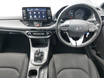 Used Hyundai i30 2018 for sale - 78634384: Photo