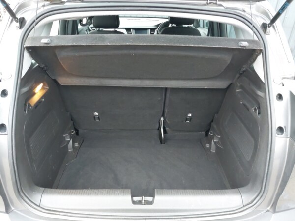 Used Vauxhall Crossland 2021 for sale - 76275745: Photo 8