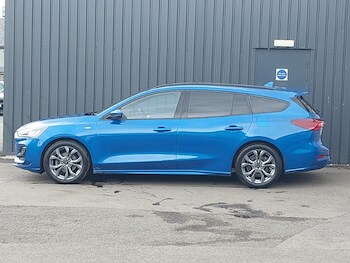 Used Ford Focus 2023 for sale - 78661032: Photo