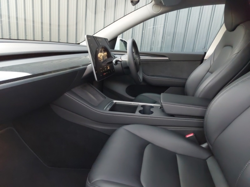 Used Tesla Model Y 2022 for sale - 76983383: Photo 5