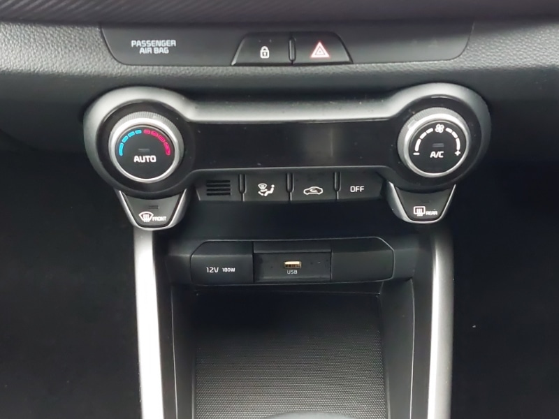 Used Kia Stonic 2023 for sale - 76543642: Photo 14