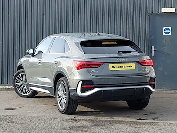 Used Audi Q3 2023 for sale - 77039244: Photo