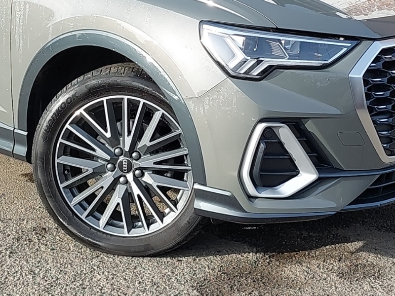 Used Audi Q3 2023 for sale - 77039244: Photo 9