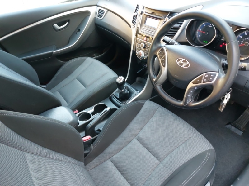 Used Hyundai i30 2015 for sale - 77922756: Photo 17