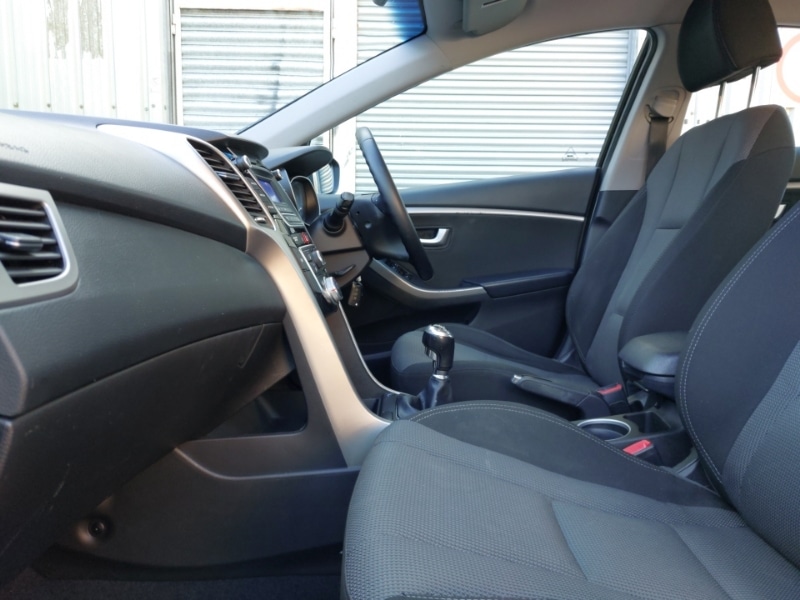 Used Hyundai i30 2015 for sale - 77922756: Photo 5