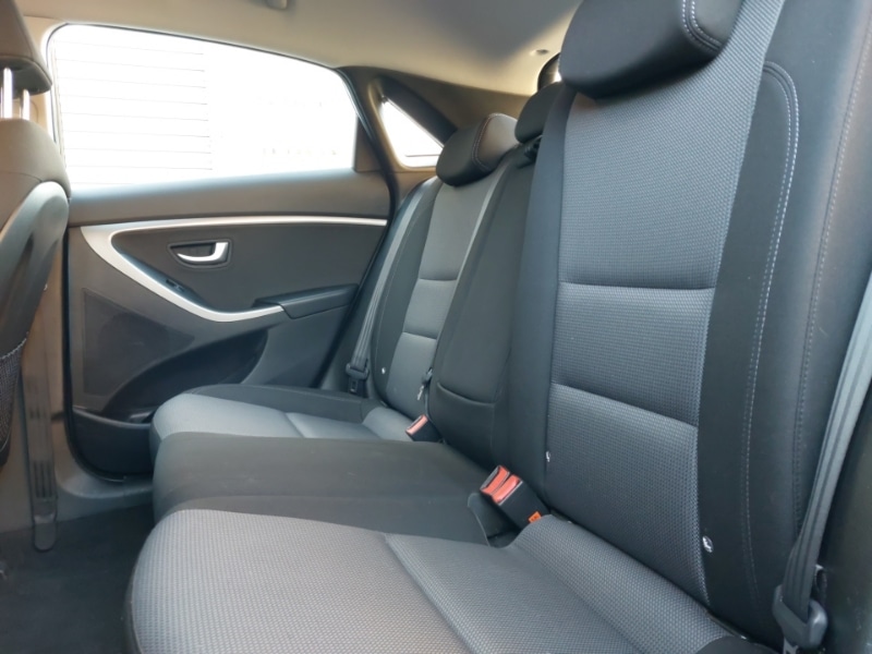 Used Hyundai i30 2015 for sale - 77922756: Photo 6