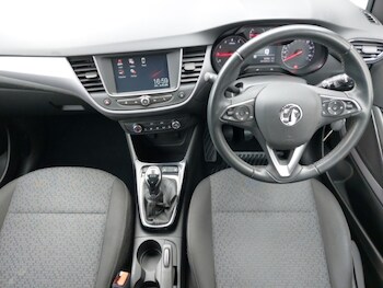 Used Vauxhall Crossland 2022 for sale - 76155695: Photo 2