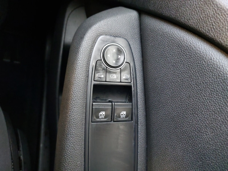 Used Renault Clio 2020 for sale - 77197510: Photo 17