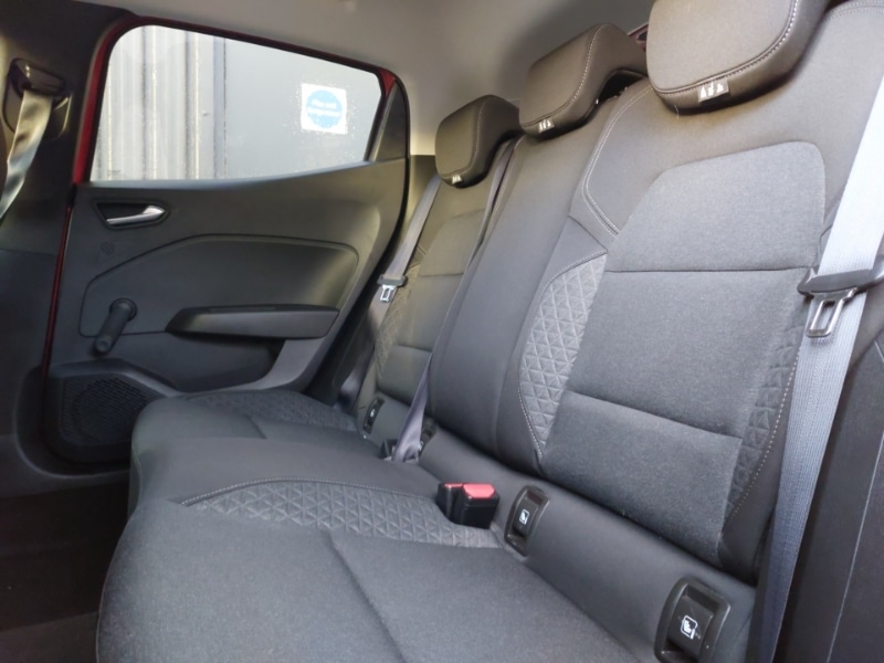 Used Renault Clio 2020 for sale - 77197510: Photo 6