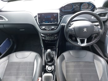 Used Peugeot 2008 2018 for sale - 78225327: Photo