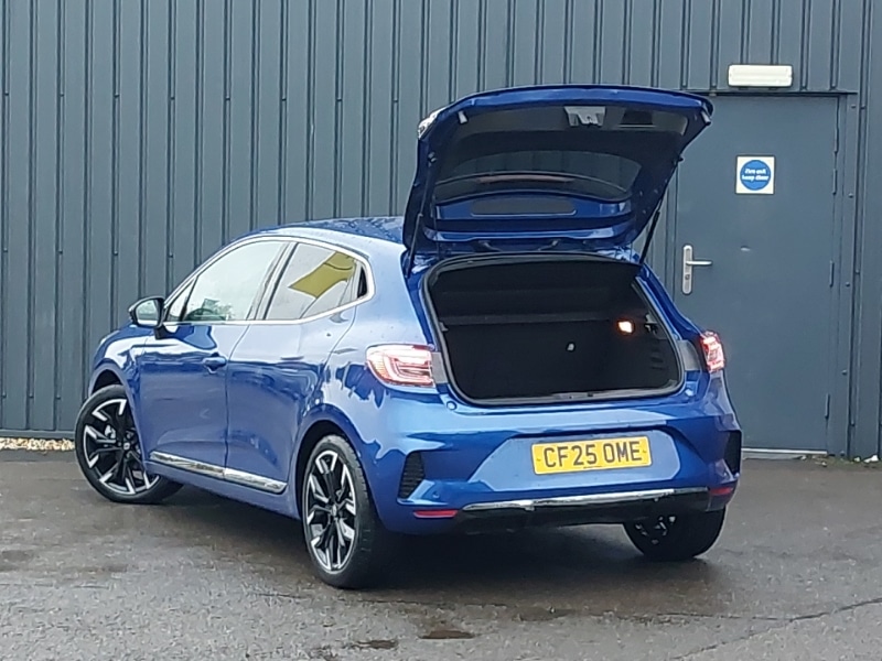 Used Renault Clio 2025 for sale - 76493351: Photo 12