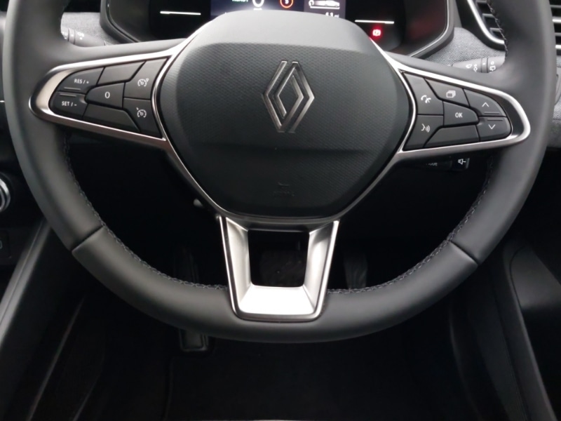 Used Renault Clio 2025 for sale - 76493351: Photo 16