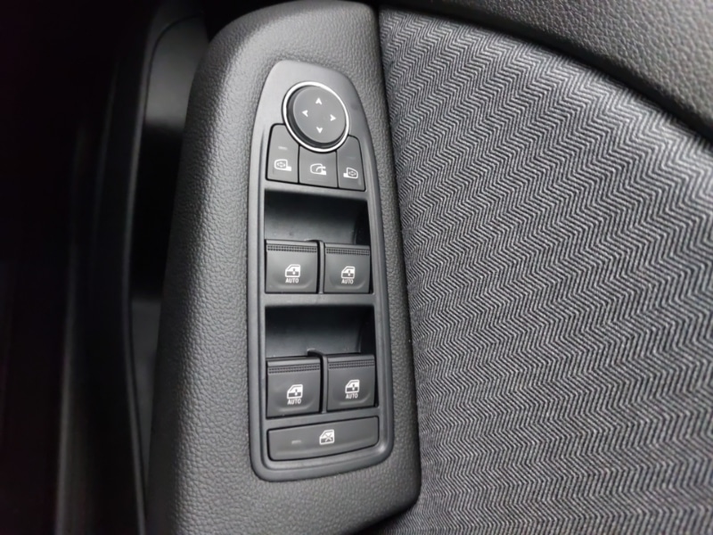 Used Renault Clio 2025 for sale - 76493351: Photo 17