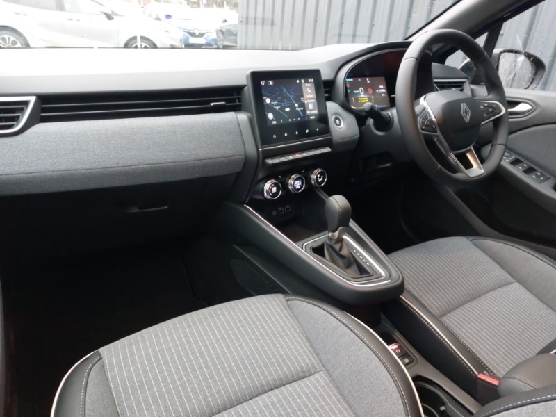 Used Renault Clio 2025 for sale - 76493351: Photo 18