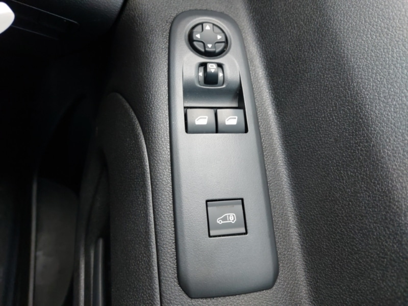 Used Peugeot Partner 2021 for sale - 77178520: Photo 13