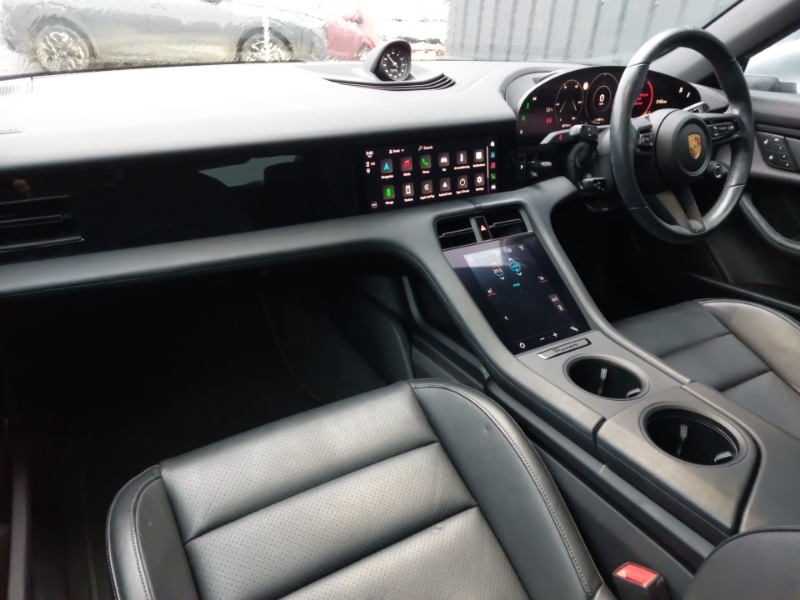 Used Porsche Taycan 2021 for sale - 77660857: Photo 18