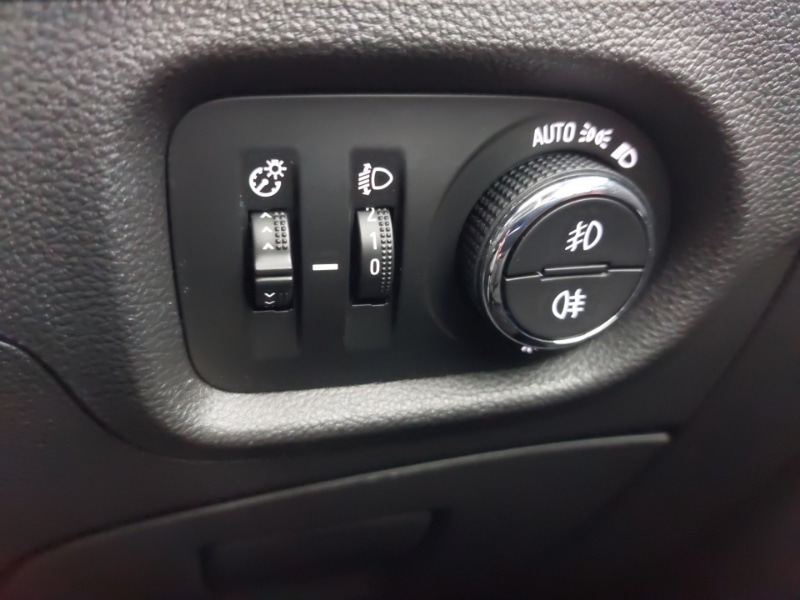 Used Vauxhall Astra 2018 for sale - 76963984: Photo 17