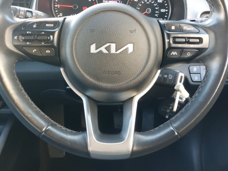 Used Kia Stonic 2023 for sale - 78046346: Photo 16