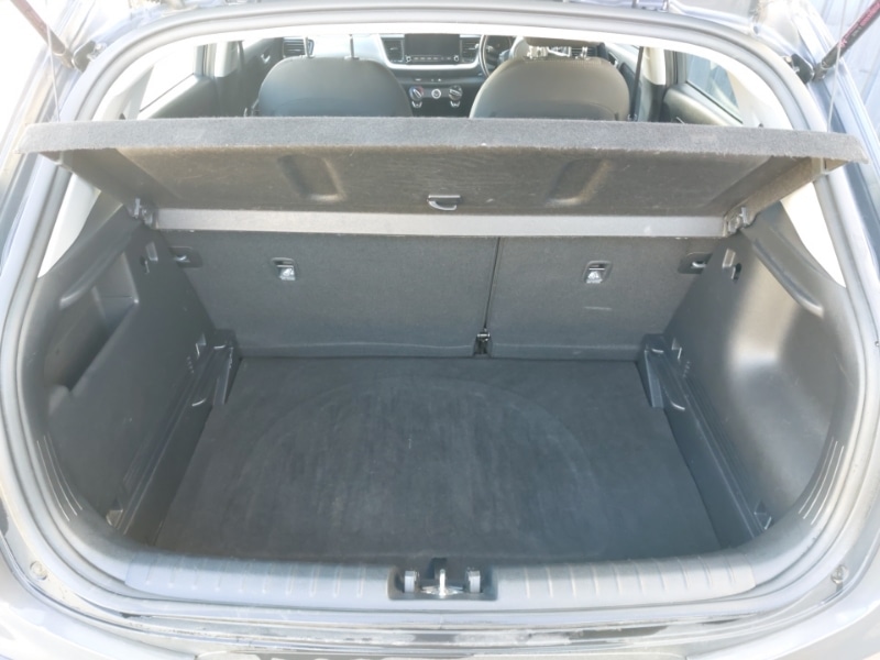 Used Kia Stonic 2023 for sale - 78046346: Photo 8