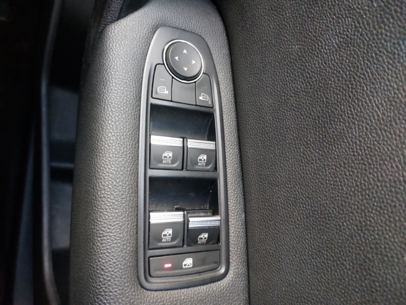 Used Renault Captur 2022 for sale - 77228608: Photo 17