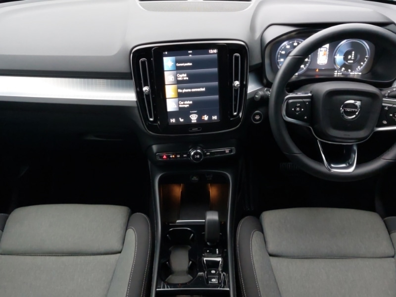 Used Volvo XC40 2022 for sale - 76875489: Photo 2