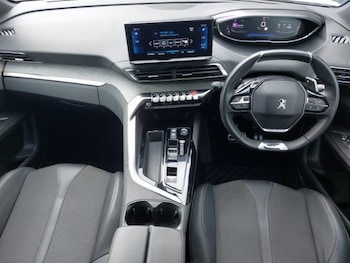 Used Peugeot 5008 2023 for sale - 79493244: Photo