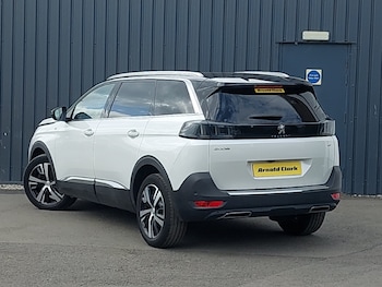 Used Peugeot 5008 2023 for sale - 79493244: Photo
