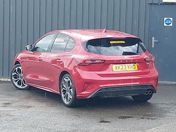 Used Ford Focus 2023 for sale - 78747672: Photo