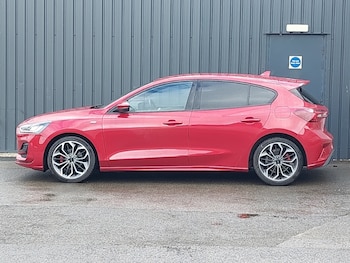 Used Ford Focus 2023 for sale - 78747672: Photo