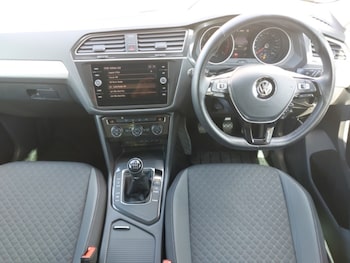 Used Volkswagen Tiguan 2018 for sale - 76687852: Photo