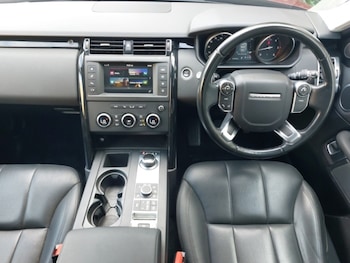 Used Land Rover Discovery 2017 for sale - 79598066: Photo