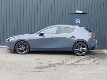 Used Mazda Mazda3 2020 for sale - 76155693: Photo 4