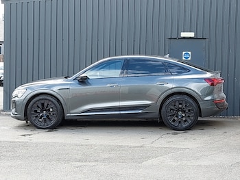 Used Audi Q8 2023 for sale - 79328491: Photo