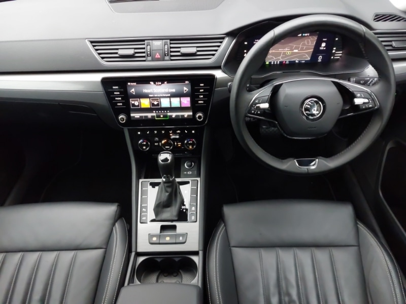 Used Skoda Superb 2023 for sale - 77352266: Photo 2