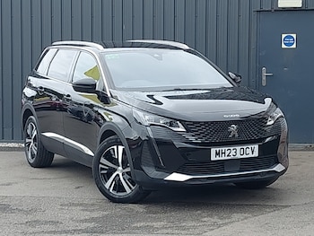 Peugeot - 5008