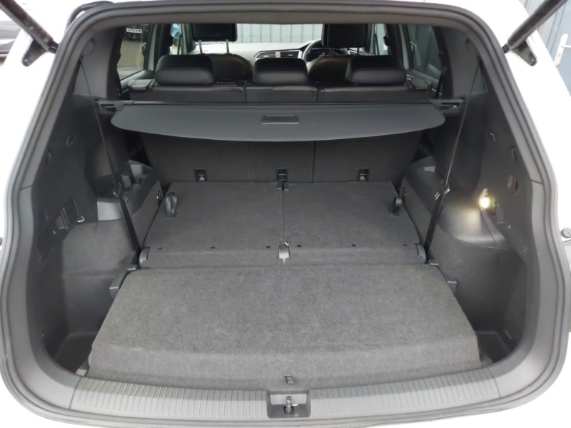 Used Volkswagen Tiguan Allspace 2024 for sale - 77352258: Photo 8