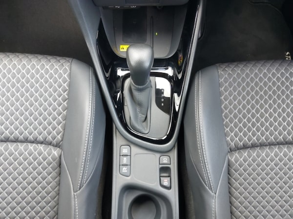 Used Toyota Yaris 2024 for sale - 75491884: Photo 16