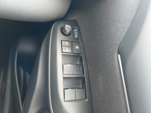 Used Toyota Yaris 2024 for sale - 75491884: Photo 18