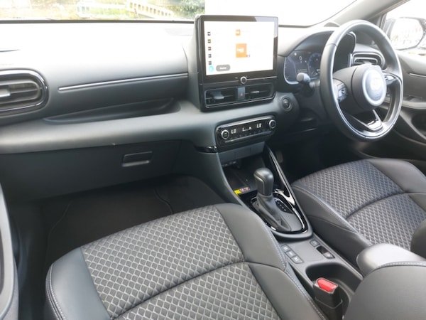 Used Toyota Yaris 2024 for sale - 75491884: Photo 19