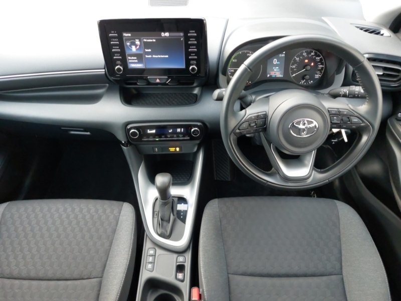 Used Toyota Yaris 2022 for sale - 77126724: Photo 2