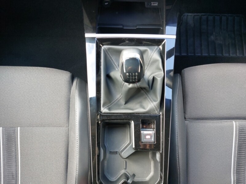 Used Vauxhall Astra 2023 for sale - 77716940: Photo 15